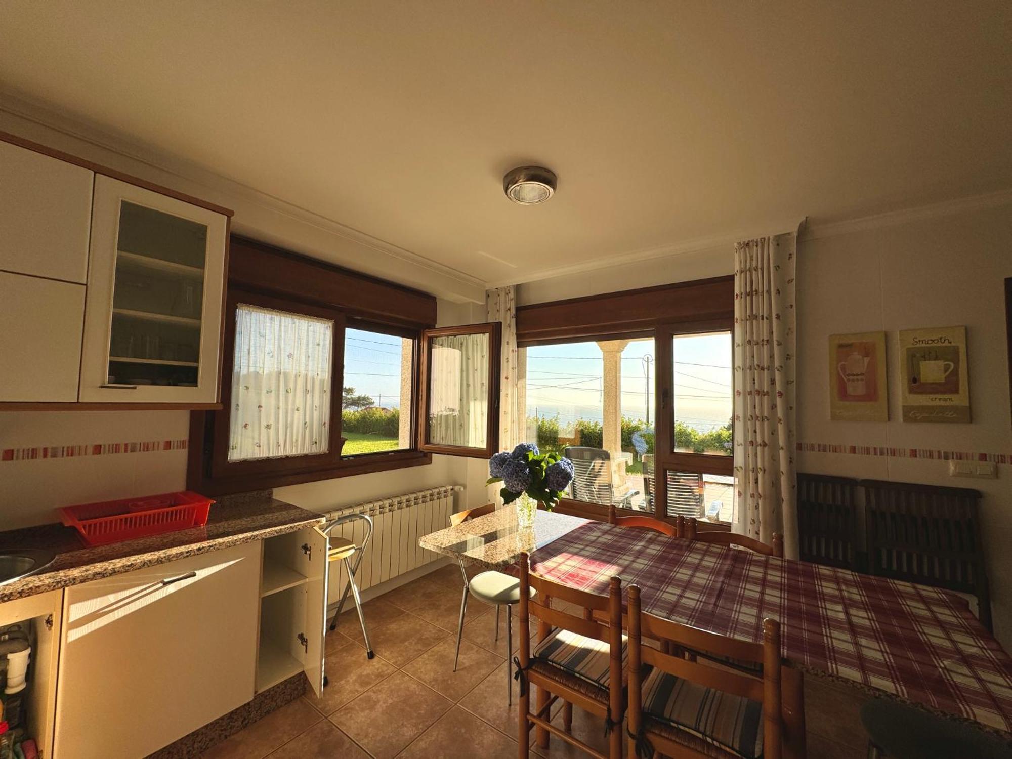 Rooms Peregrinos B Casa Alicia Rosal Ngoại thất bức ảnh